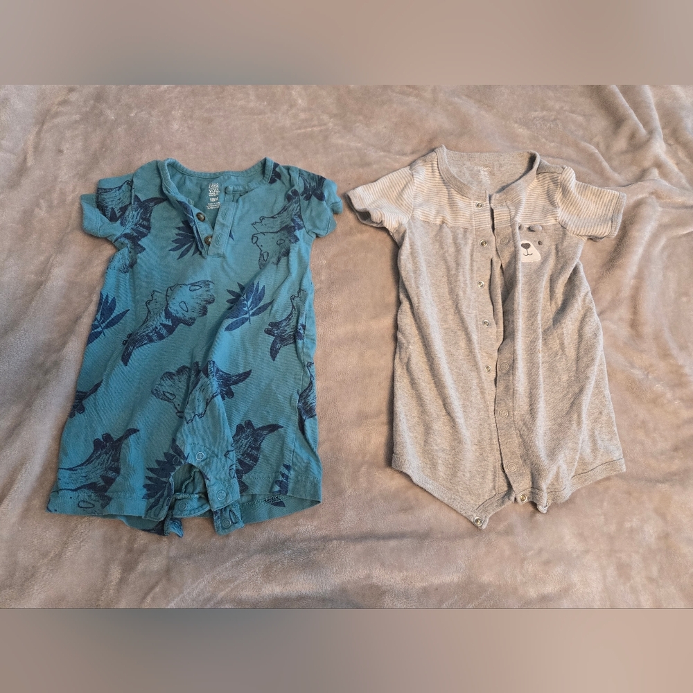 Lot of 1 short sleeve all in one - size 18 month